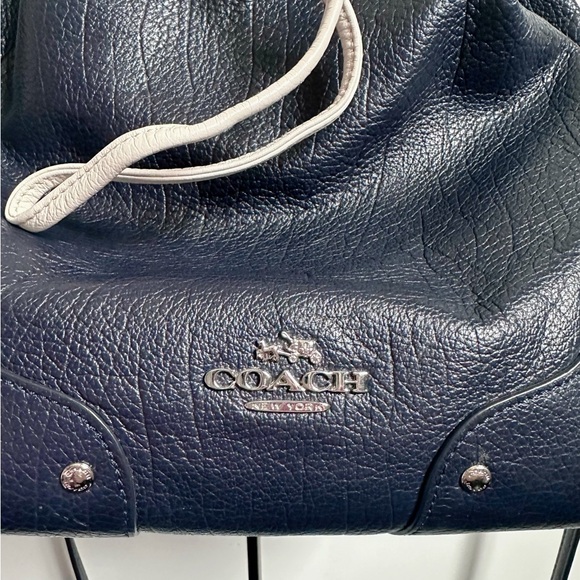 Coach Bag - Picture 2 of 4